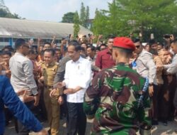 Presiden Jokowi Lihat Langsung Siswa Praktek Di SMKN 2 Palembang