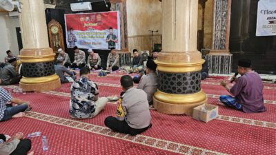 Jumat Curhat Rutin Kapolda Sulsel Sapa Warga Bontoala Lama