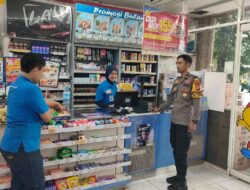 Ini Beberapa Pesan Kamtibmas Pak Bhabin Saat Sambangi Mini Market