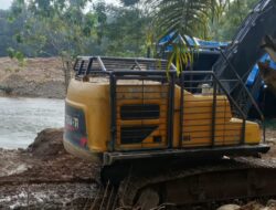 Diduga Alat Berat Milik Supri Dan Penambang Emas ilegal Lain Masih Beraktivitas di Dusun Aur Cino