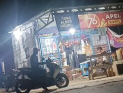 Dibalik Rumah Mewah dan Toko Sembako Albert Siburian KM 28 Desa Tanah Tumbuh Tanjabbar Terpantau Gudang Minyak Ilegal Ratusan Jerigen
